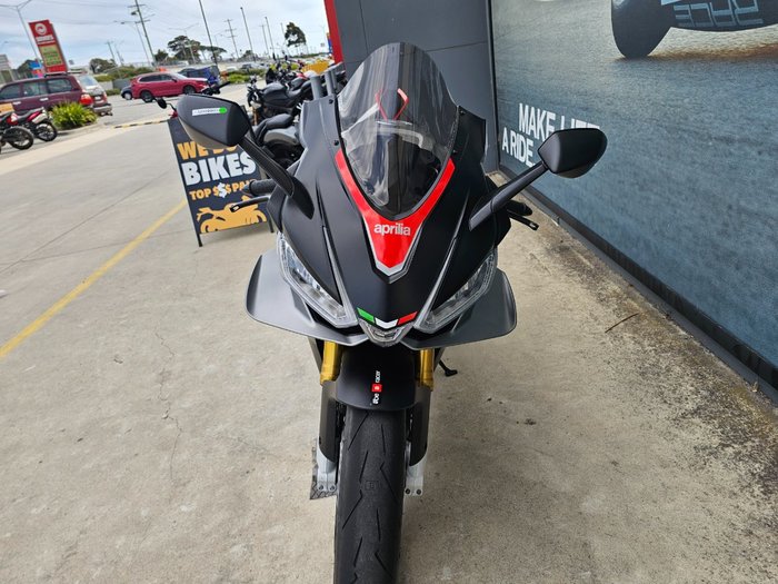 2021 APRILIA RSV4 RR GREY