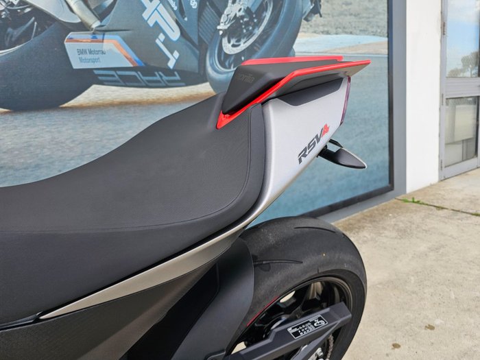 2021 APRILIA RSV4 RR GREY