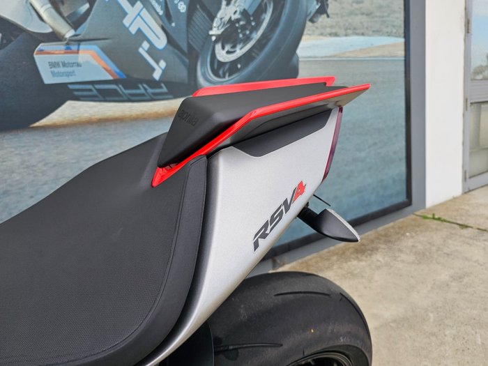 2021 APRILIA RSV4 RR GREY