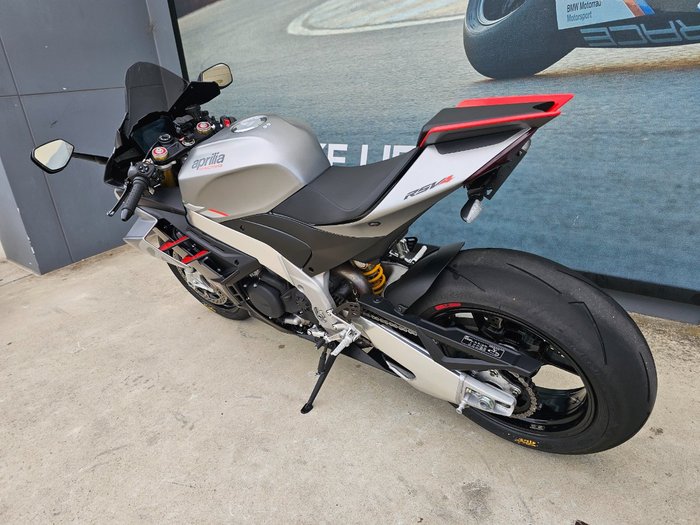 2021 APRILIA RSV4 RR GREY