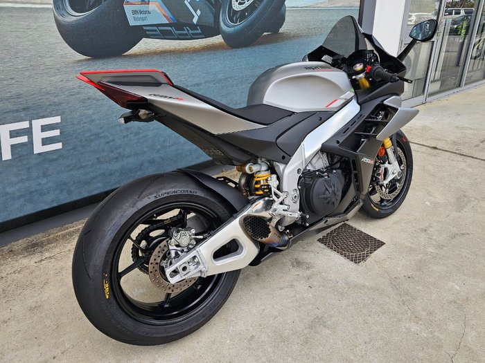 2021 APRILIA RSV4 RR GREY