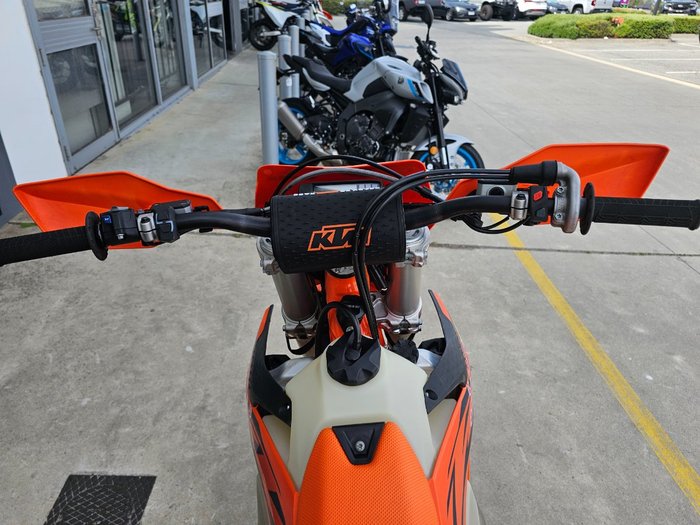 2025 Ktm 300 EXC CHAMPIONS EDITION Orange