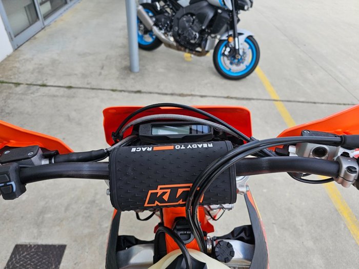 2025 Ktm 300 EXC CHAMPIONS EDITION Orange