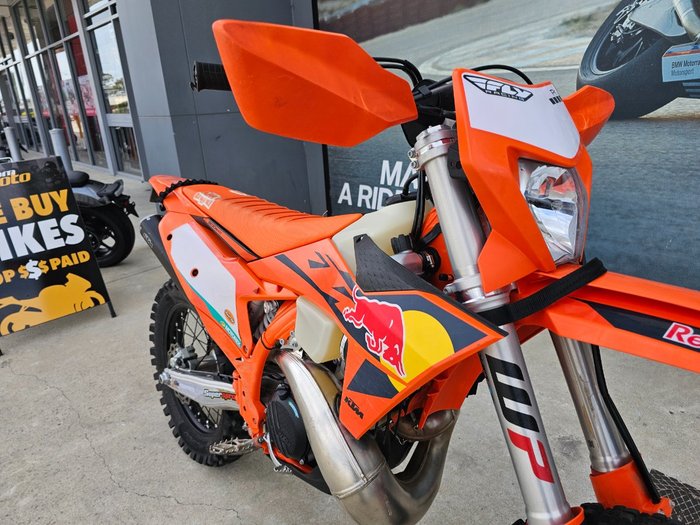 2025 Ktm 300 EXC CHAMPIONS EDITION Orange