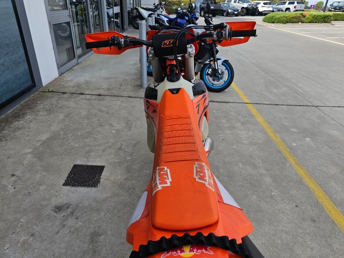 2025 Ktm 300 EXC CHAMPIONS EDITION Orange
