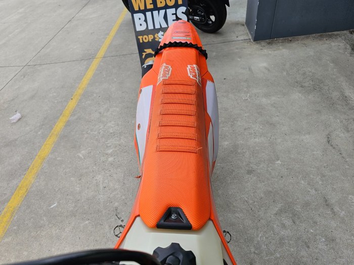 2025 Ktm 300 EXC CHAMPIONS EDITION Orange