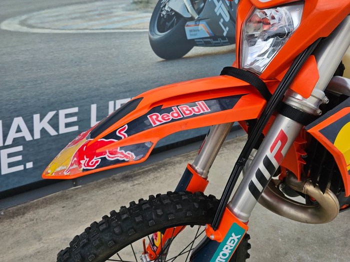 2025 Ktm 300 EXC CHAMPIONS EDITION Orange