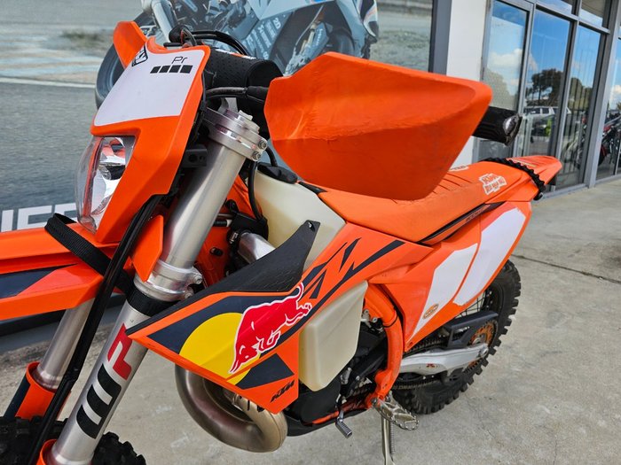2025 Ktm 300 EXC CHAMPIONS EDITION Orange
