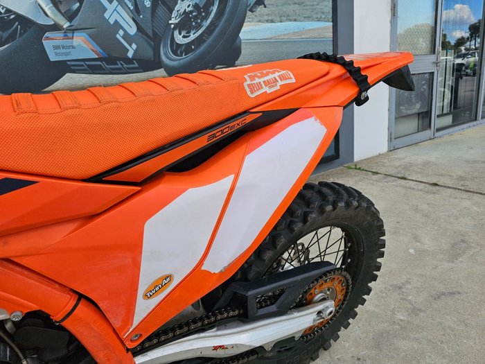 2025 Ktm 300 EXC CHAMPIONS EDITION Orange