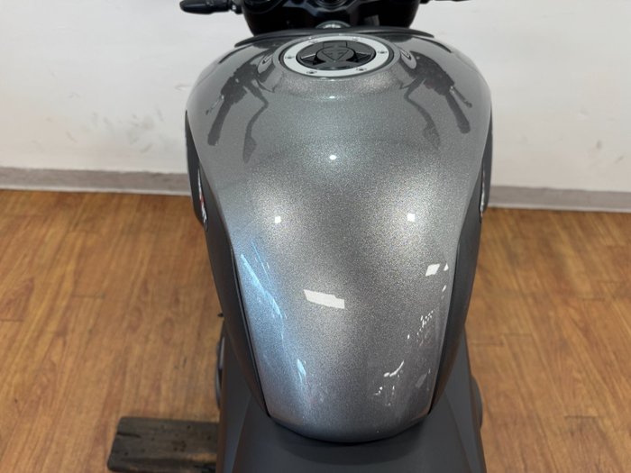 2022 Triumph TRIDENT 660 SILVER