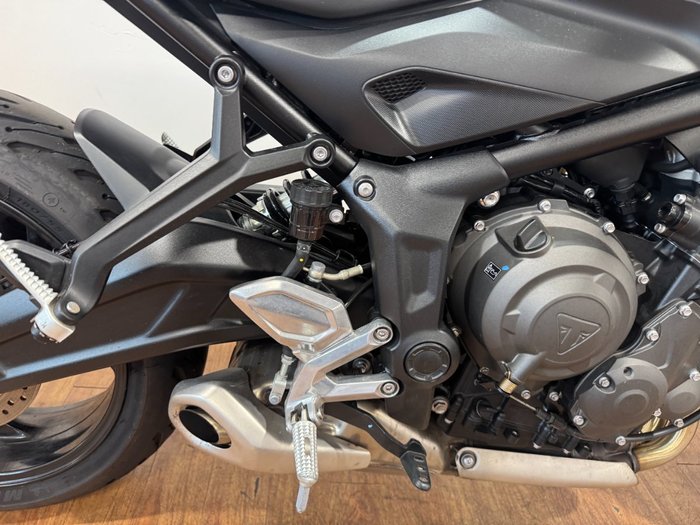 2022 Triumph TRIDENT 660 SILVER