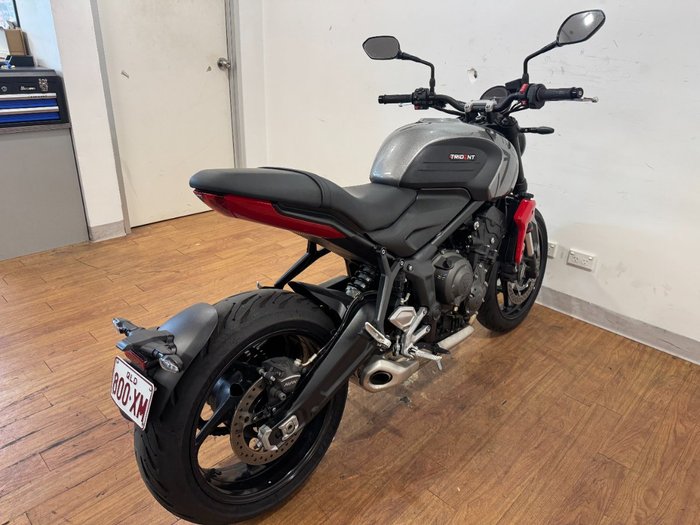 2022 Triumph TRIDENT 660 SILVER