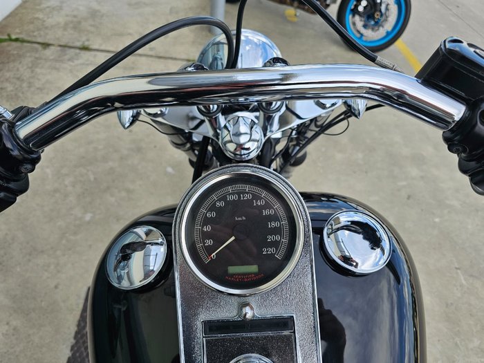 2006 HARLEY-DAVIDSON FXSTI SOFTAIL Black