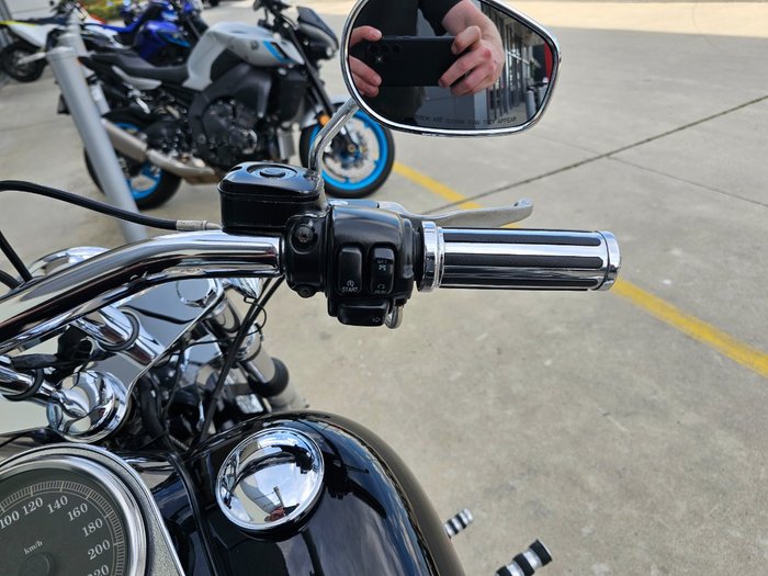 2006 HARLEY-DAVIDSON FXSTI SOFTAIL Black