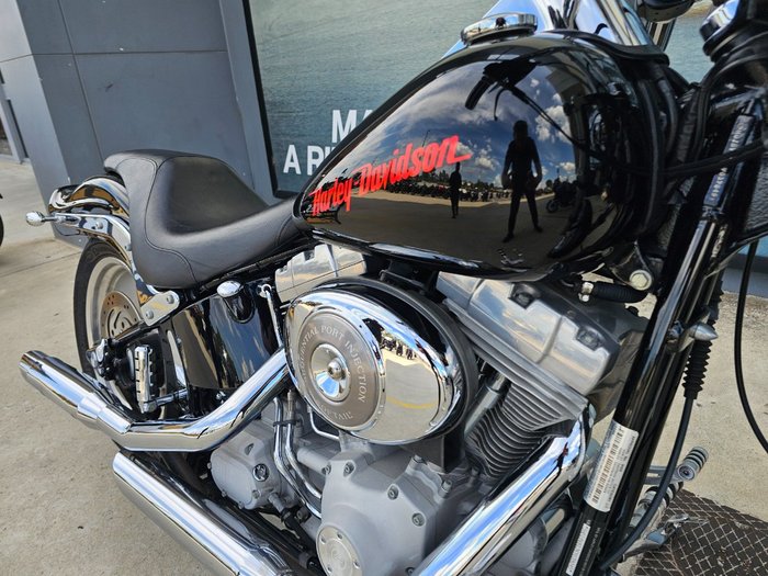2006 HARLEY-DAVIDSON FXSTI SOFTAIL Black