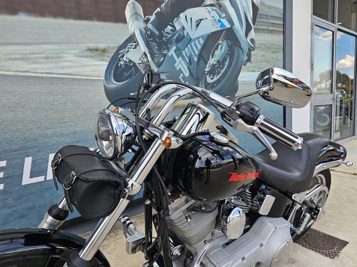 2006 HARLEY-DAVIDSON FXSTI SOFTAIL Black