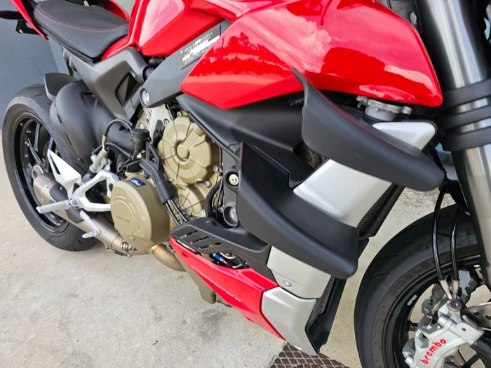 2021 DUCATI STREETFIGHTER V4 Red