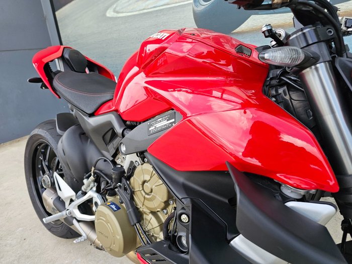 2021 DUCATI STREETFIGHTER V4 Red
