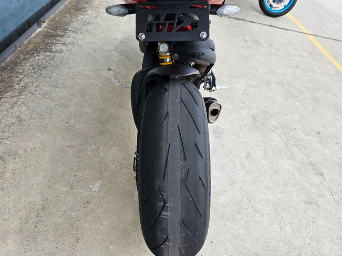 2021 DUCATI STREETFIGHTER V4 Red