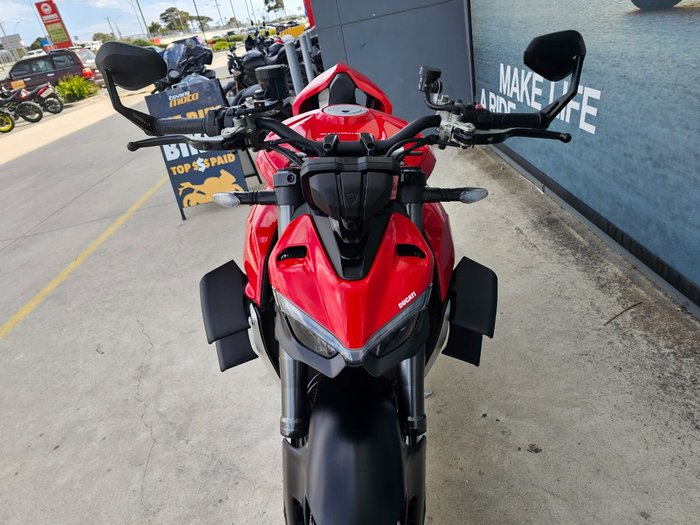 2021 DUCATI STREETFIGHTER V4 Red