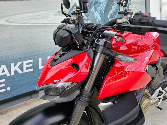 2021 DUCATI STREETFIGHTER V4 Red