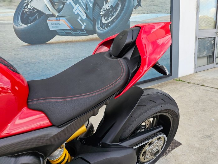 2021 DUCATI STREETFIGHTER V4 Red