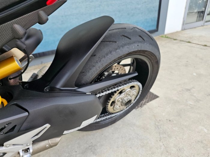 2021 DUCATI STREETFIGHTER V4 Red