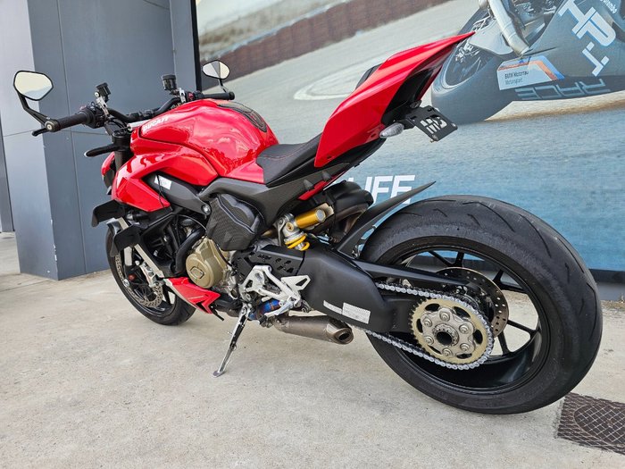 2021 DUCATI STREETFIGHTER V4 Red