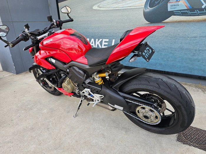 2021 DUCATI STREETFIGHTER V4 Red
