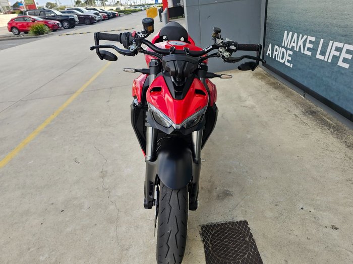2022 DUCATI STREETFIGHTER V2 Red