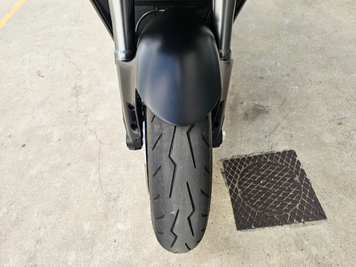 2022 DUCATI STREETFIGHTER V2 Red