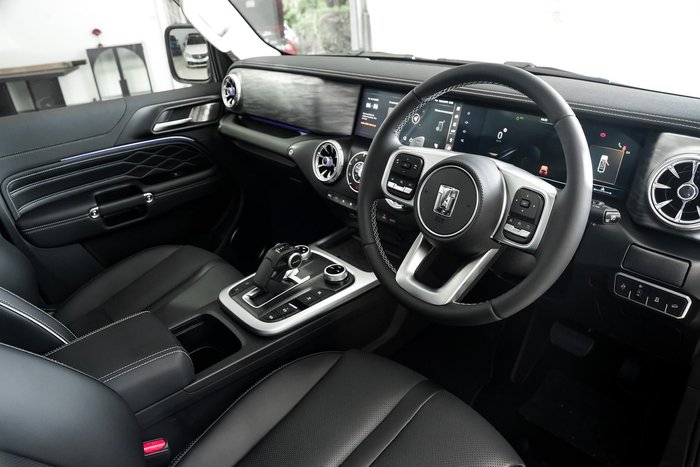 2025 GWM Tank 300 Ultra P01 4X4 On Demand Pearl White