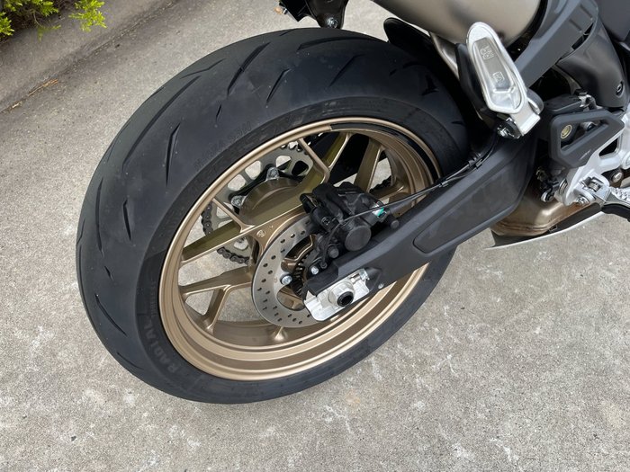 2025 CFMOTO 2025 CF MOTO 500CC 500SR VOOM ABS NEBULA WHITE