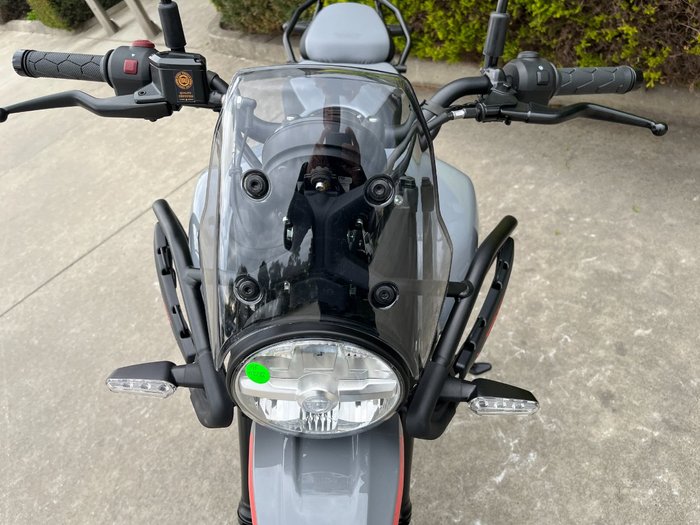 2024 Royal Enfield HIMALAYAN 450 SLATE HIMALAYAN SALT