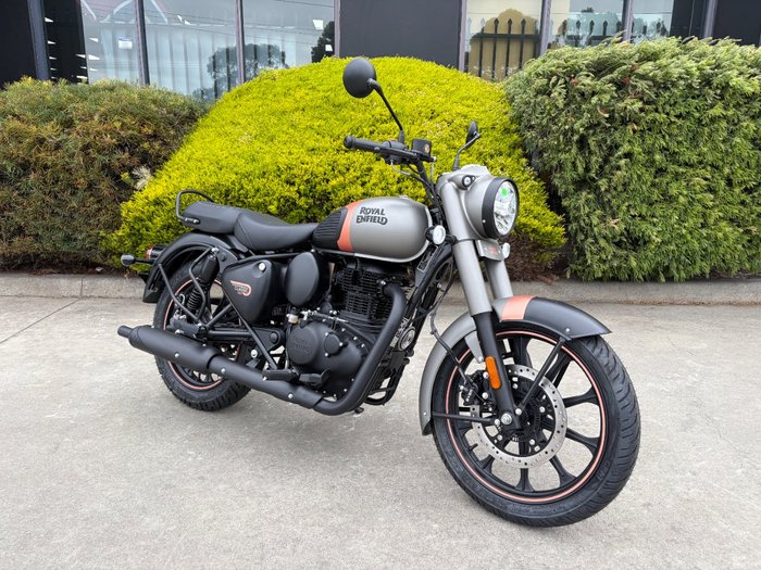 2025 Royal Enfield CLASSIC 350 DARK Grey
