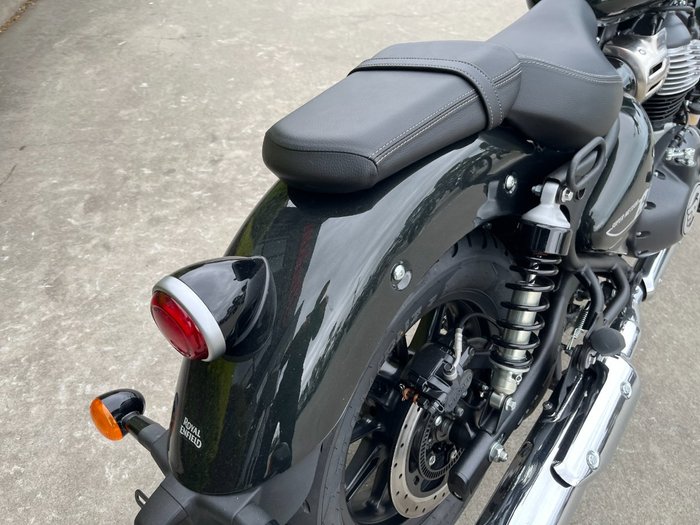 2025 Royal Enfield SUPER METEOR 650 Interstella Green