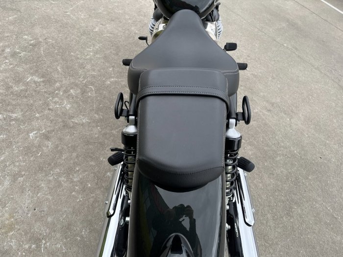 2025 Royal Enfield SUPER METEOR 650 Interstella Green