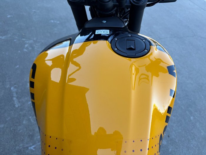 2025 Royal Enfield Guerrilla 450