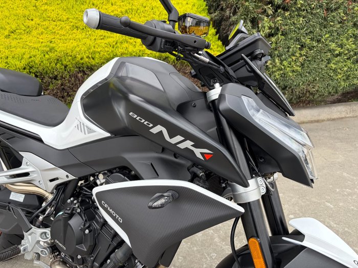 2024 CFMOTO NK ADVANCE Black