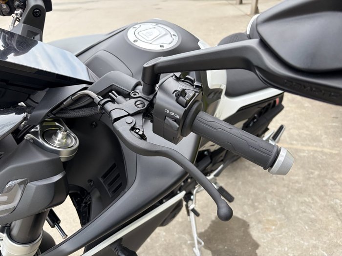 2024 CFMOTO NK ADVANCE Black