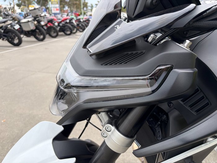 2024 CFMOTO NK ADVANCE Black