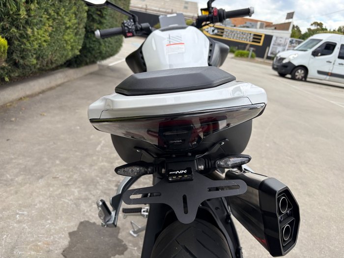 2024 CFMOTO NK ADVANCE Black