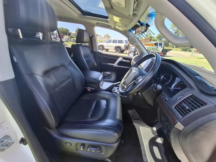 2017 Toyota Landcruiser VX VDJ200R 4X4 Dual Range Crystal Pearl