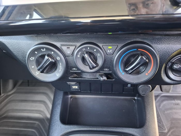 2024 Toyota Hilux Workmate