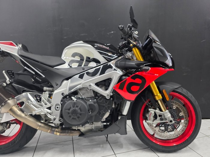 2019 APRILIA TUONO V4 FACTORY Black