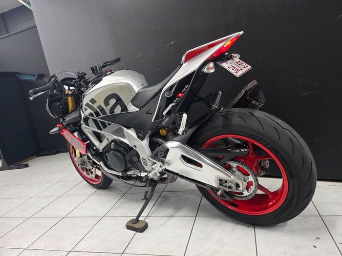 2019 APRILIA TUONO V4 FACTORY Black