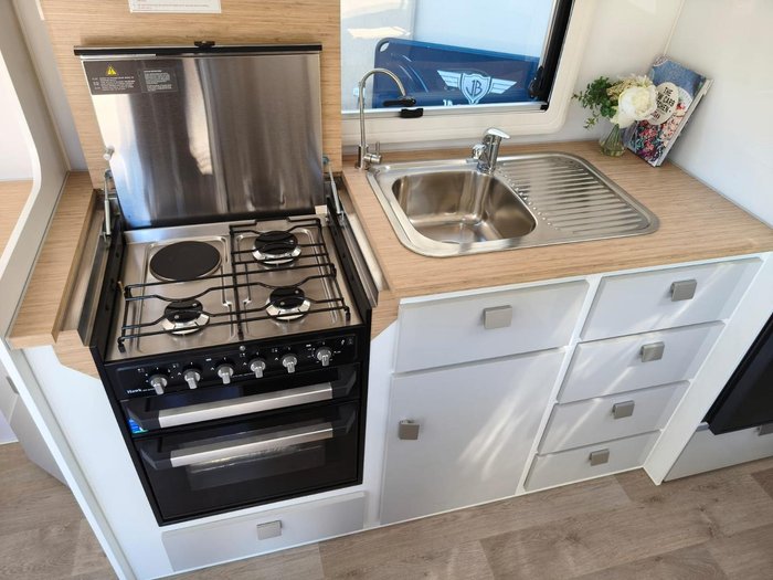 2025 JB Caravans Dirt Roader 18'6