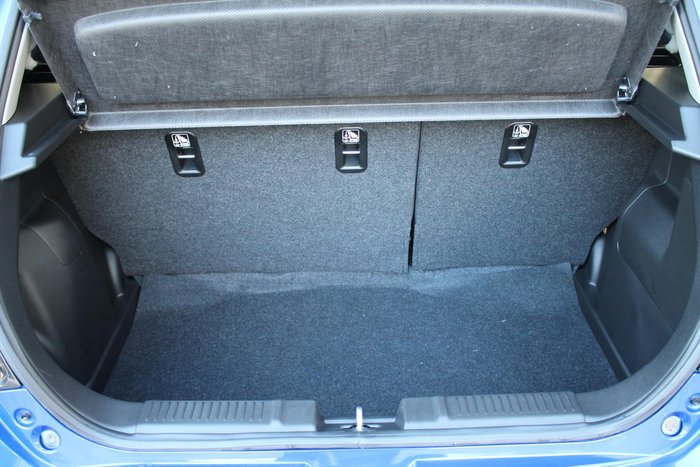 2025 Suzuki Swift Hybrid GLX