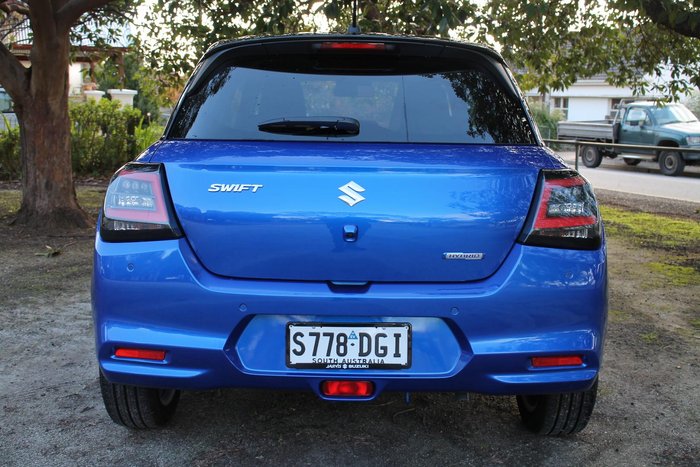 2025 Suzuki Swift Hybrid GLX