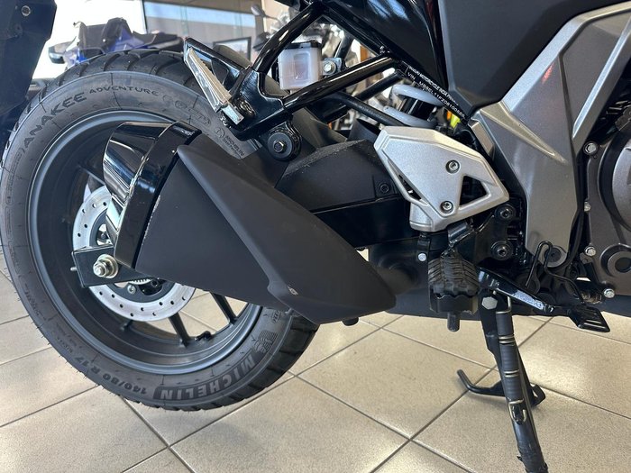 2024 Suzuki V-Strom 250SX V-Strom Black